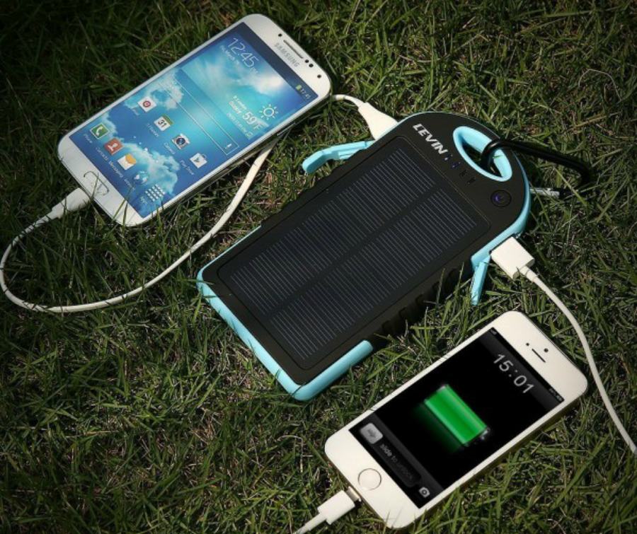 2-chargeur-solaire-600x600