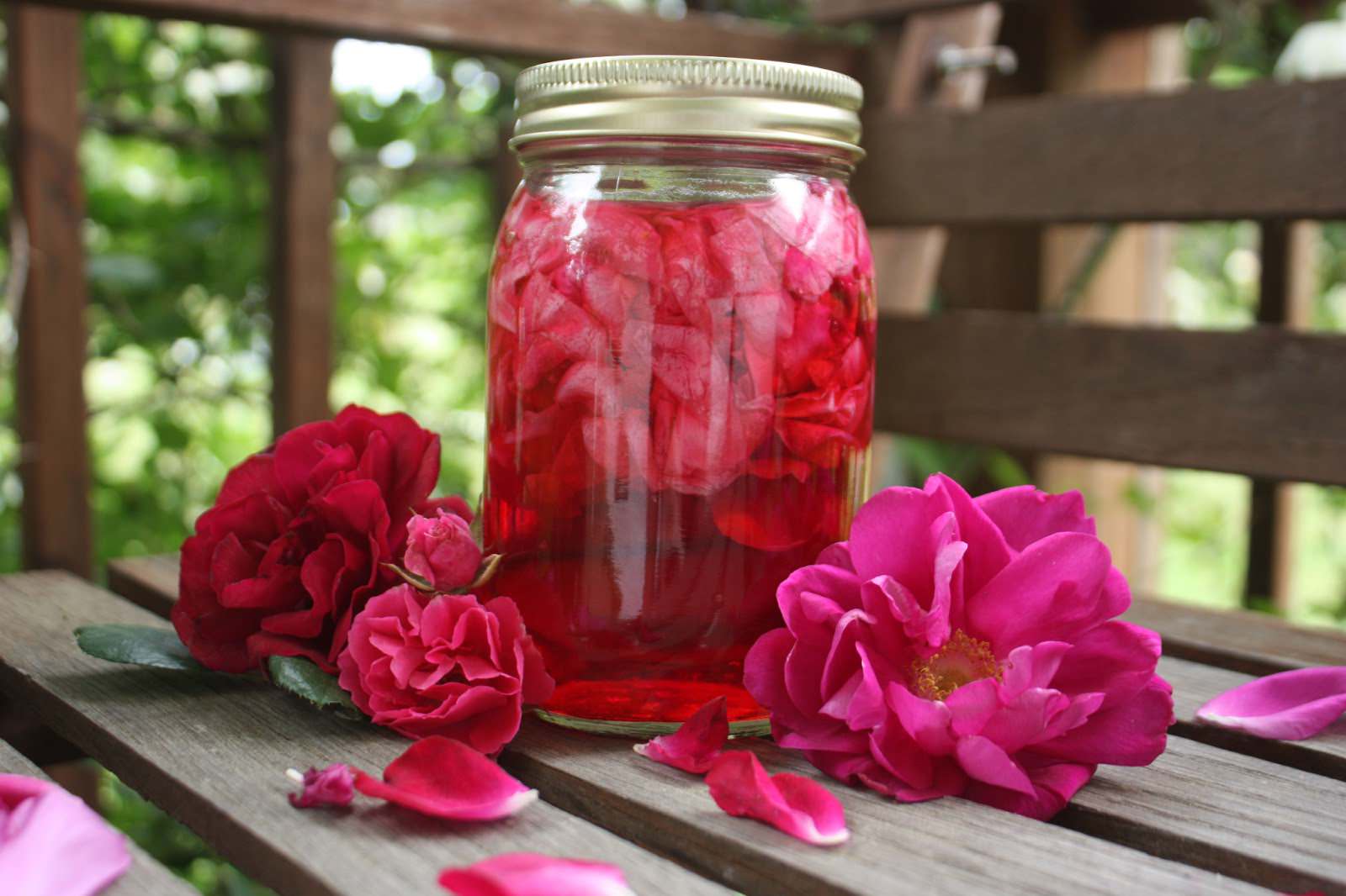 rose-vinegar-2