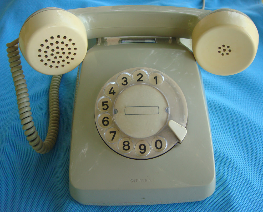 telephone