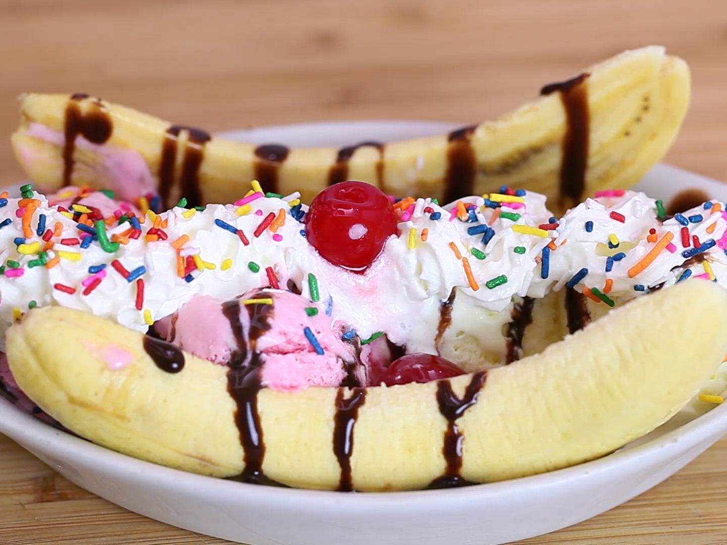 make-a-banana-split-step-6