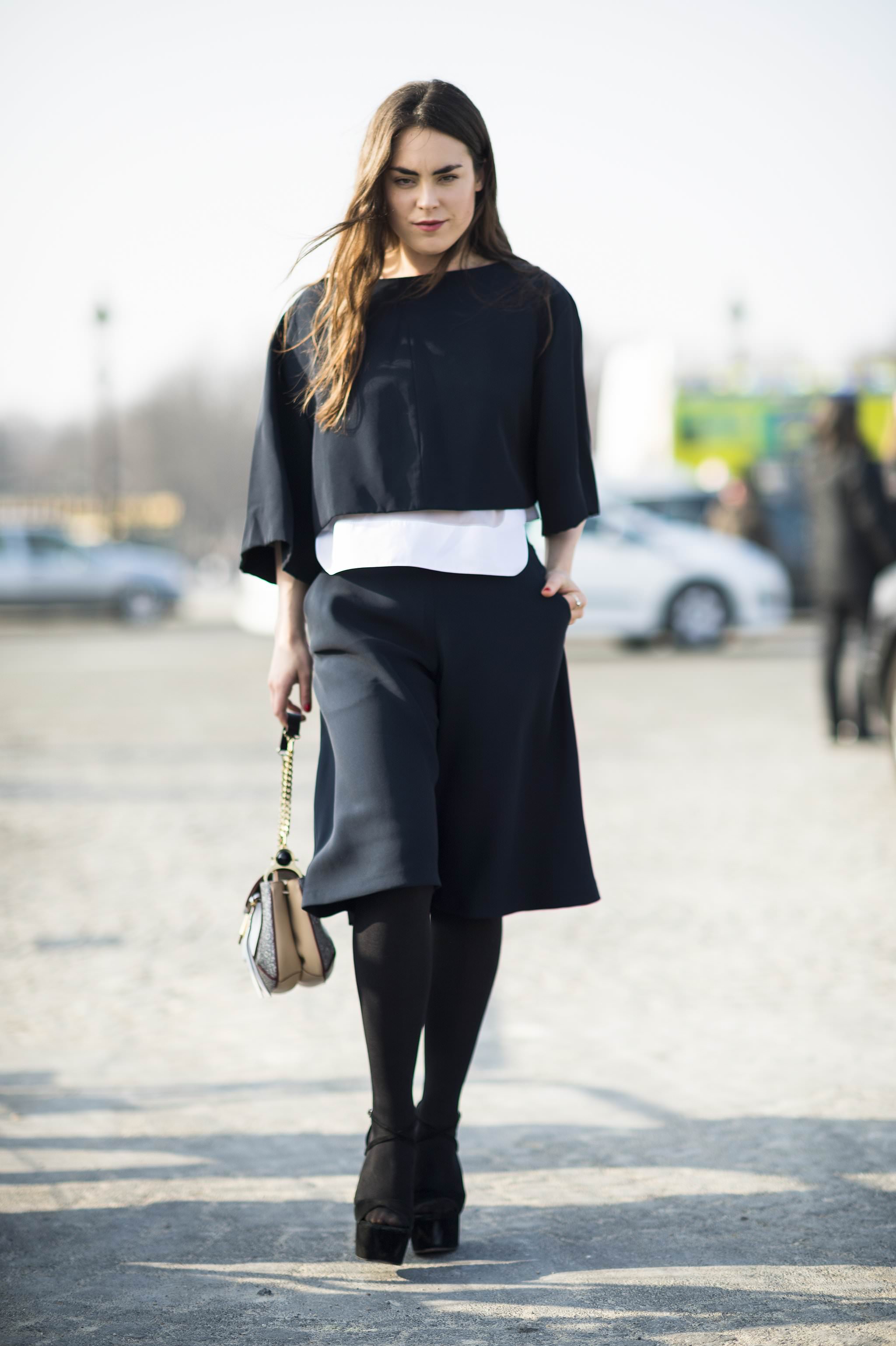 Minimalist-silhouettes-sharp-cuts-gave-look-more-personailty