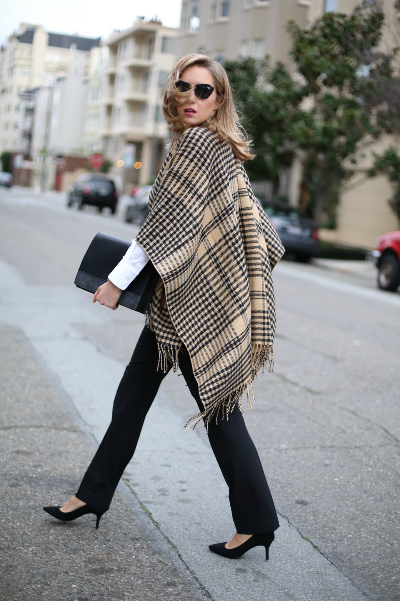 camel-black-plaid-fringe-cape-black-dress-pants-theory-long-shirt-clutch-bow-back-heels-mary-orton-sf-style-blog3