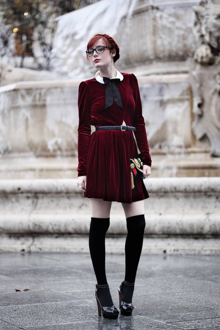 2.-bow-tie-velvet-dress