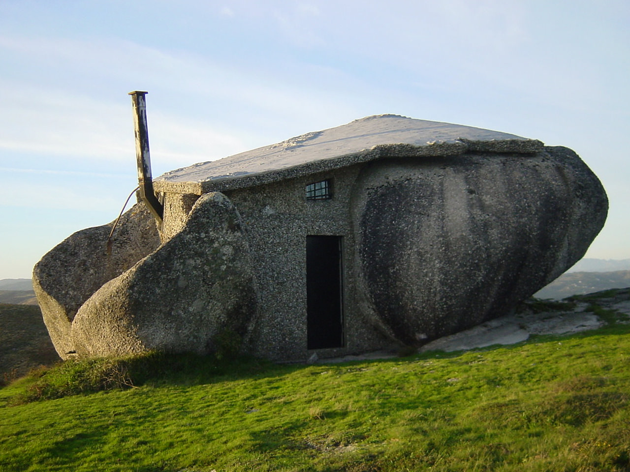 polonia stone house