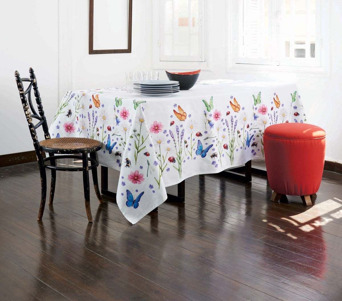 τραπεζομάντηλο-140x180-makis-tselios-godiva