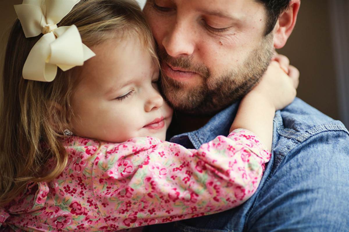 1474529865-father-and-daughter-recreated-wedding-photos-after-mothers-death-11