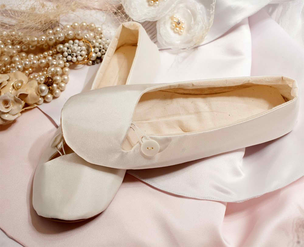 Plain-White-Wedding-Shoes