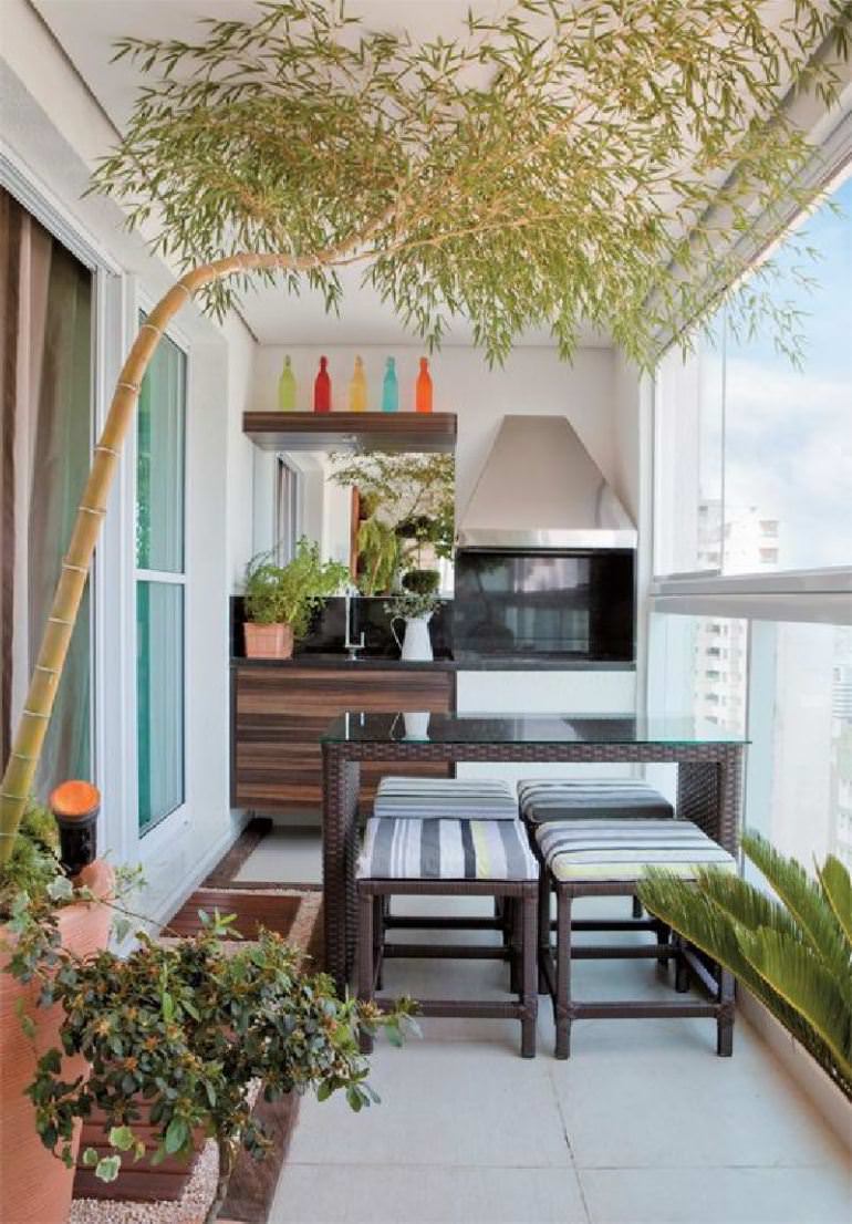53-Mindblowingly-Beautiful-Balcony-Decorating-Ideas-to-Start-Right-Away-homesthetics.net-decor-ideas-22