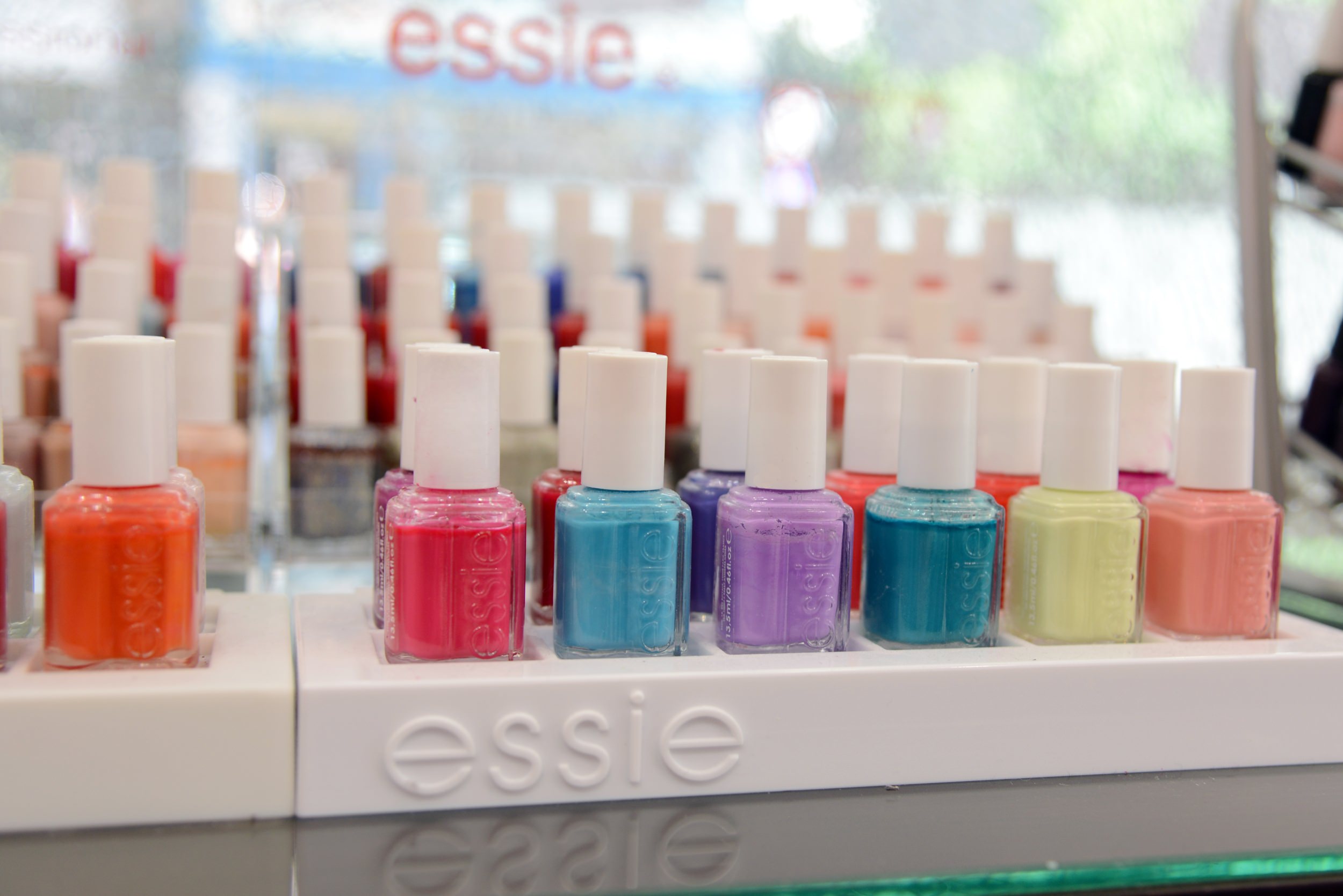 Happy-Nails-eswterikos-xwros-5
