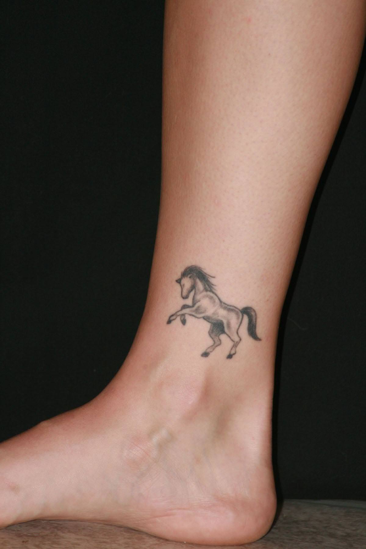 ankle-tattoos-40