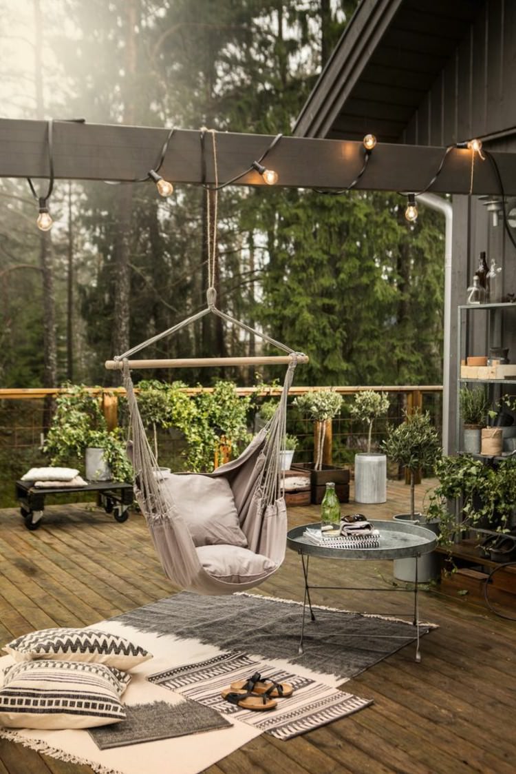 beautiful-balconies-fashion-balcony-furniture-set-ideas-swing