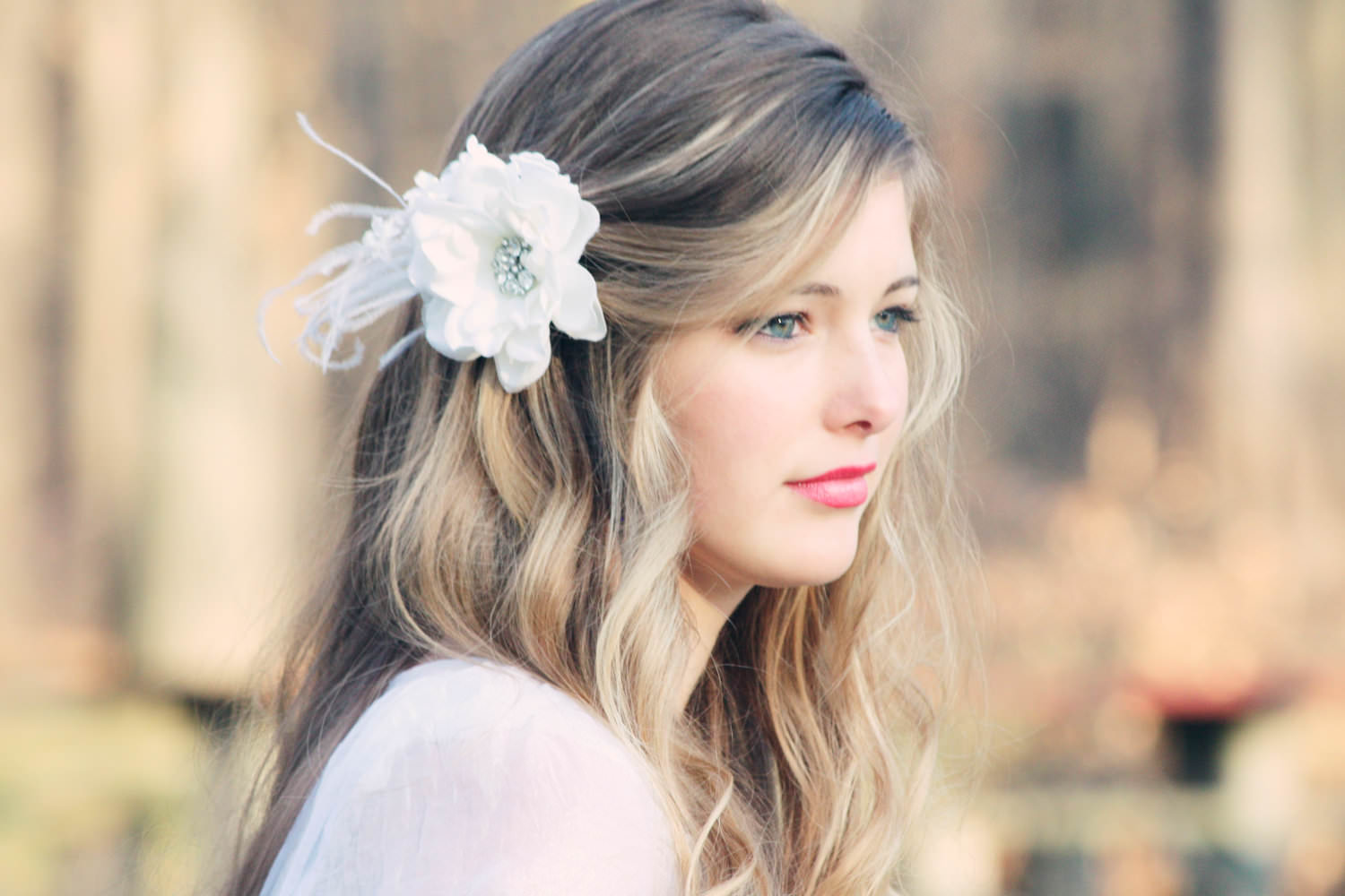 Spring-Summer-Wedding-Hairstyles-With-Flowers