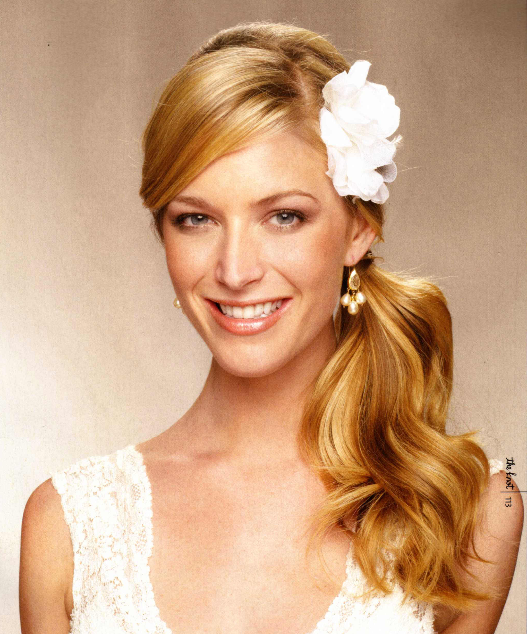 summer-wedding-beauty-sideswept-ponytail (1)