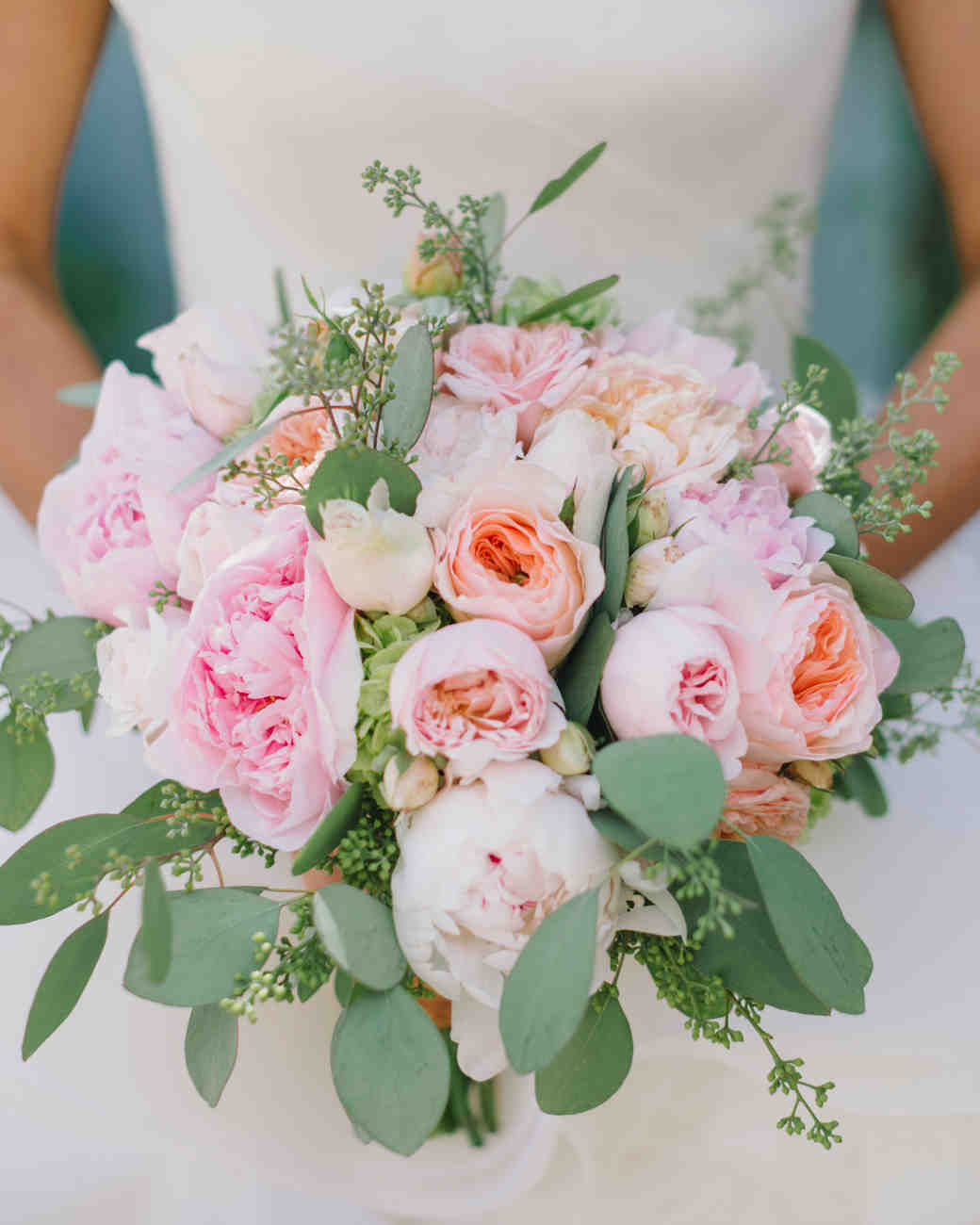 vanessa-joe-wedding-bouquet-7180-s111736-1214_vert