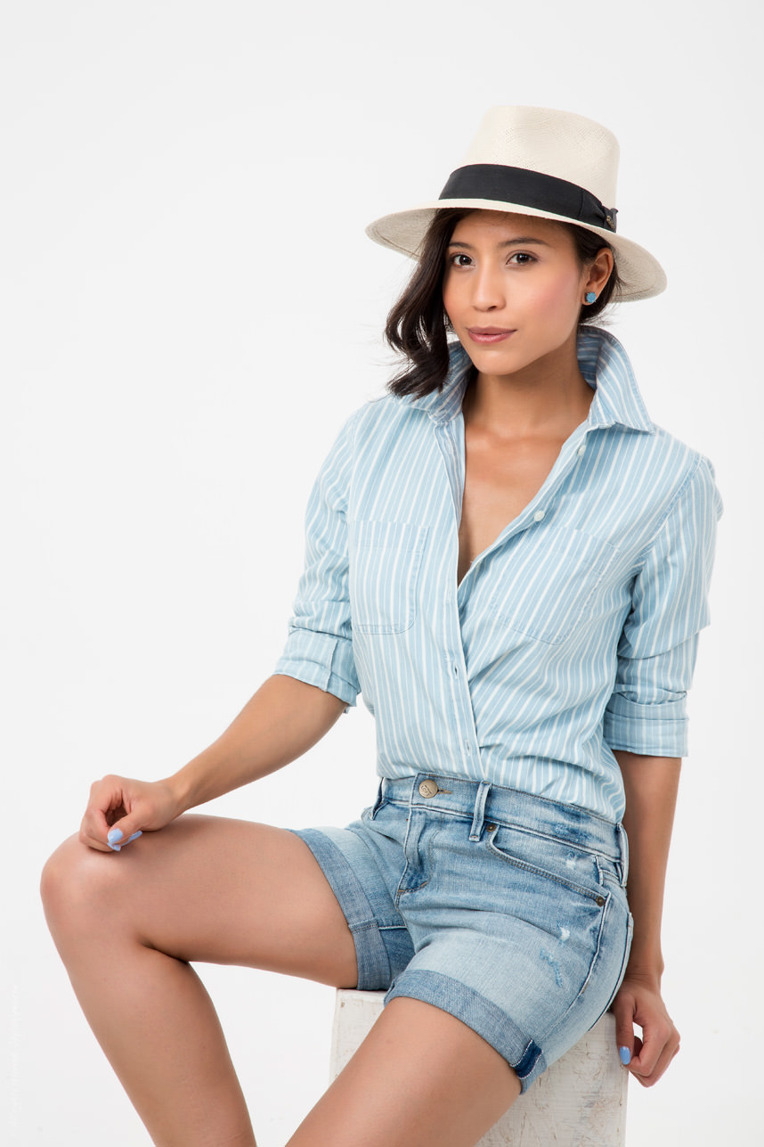 what-to-wear-with-denim-shorts-summer-outfit