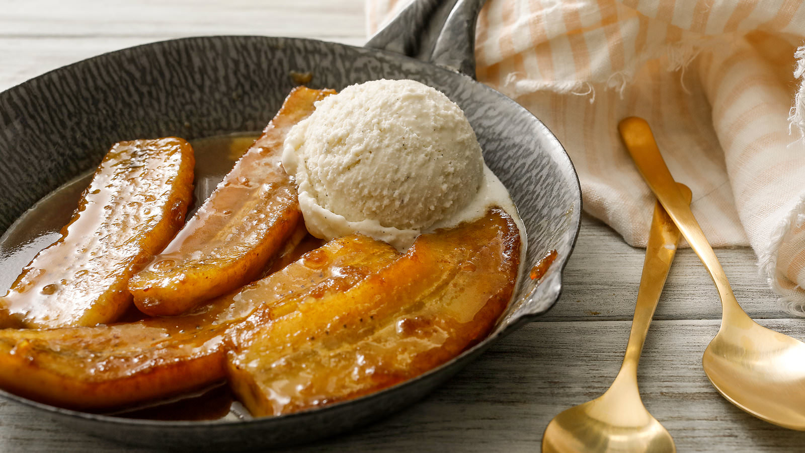 20COOKING-BANANAS-FOSTER2-videoSixteenByNineJumbo1600