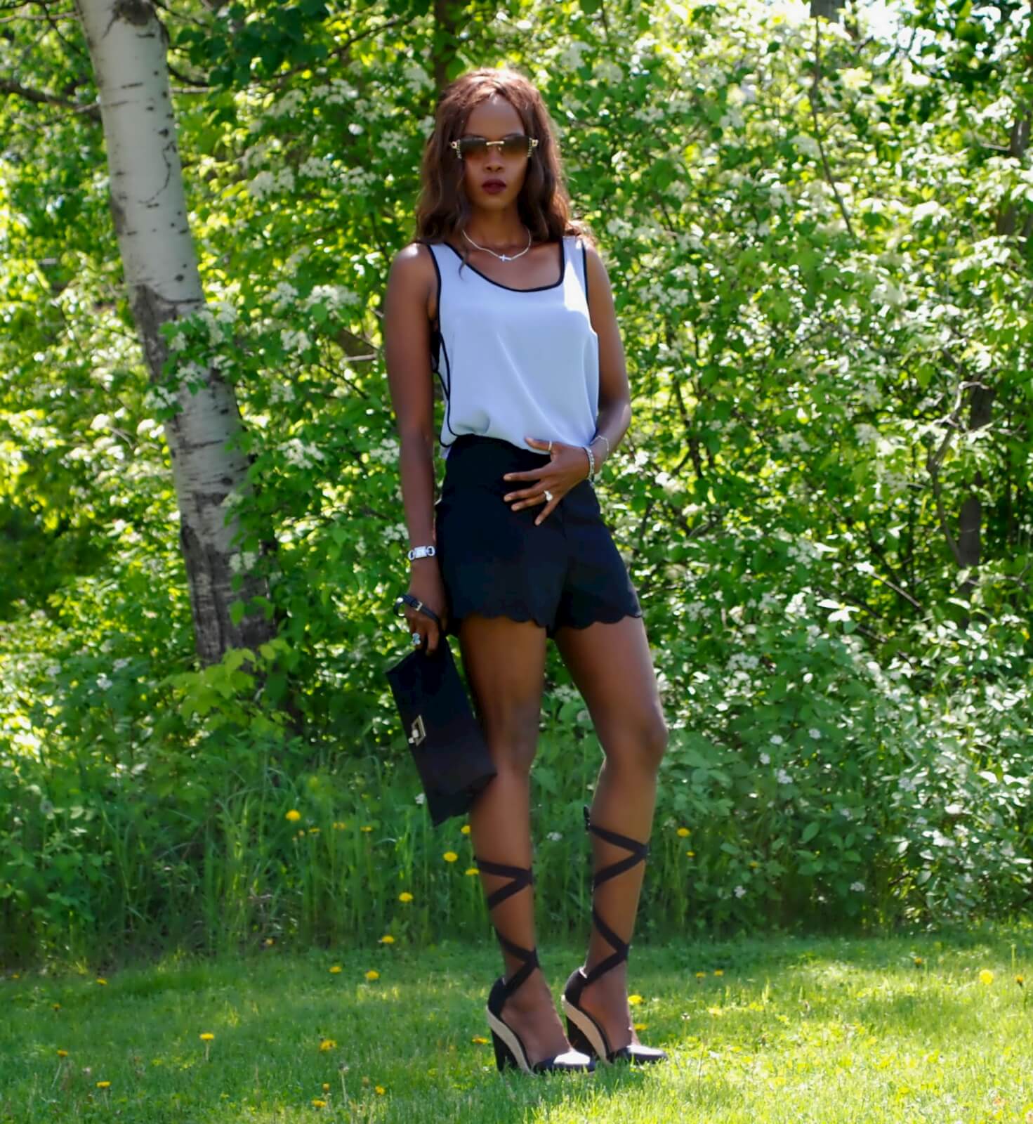 Black-Shorts-and-Tank-ootd-3