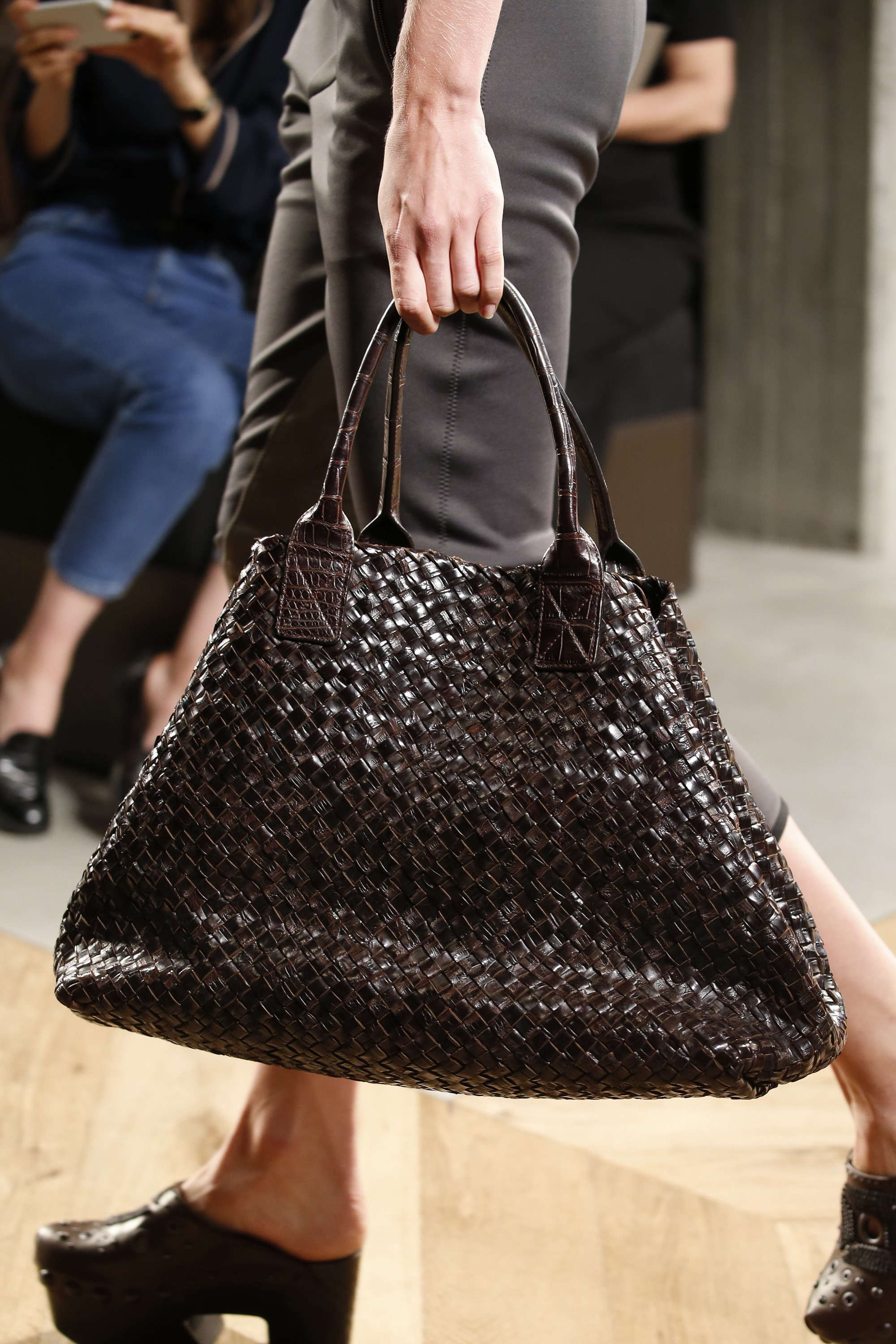 Bottega-Veneta-Brown-Intrecciato-Cabat-Bag-Spring-2016