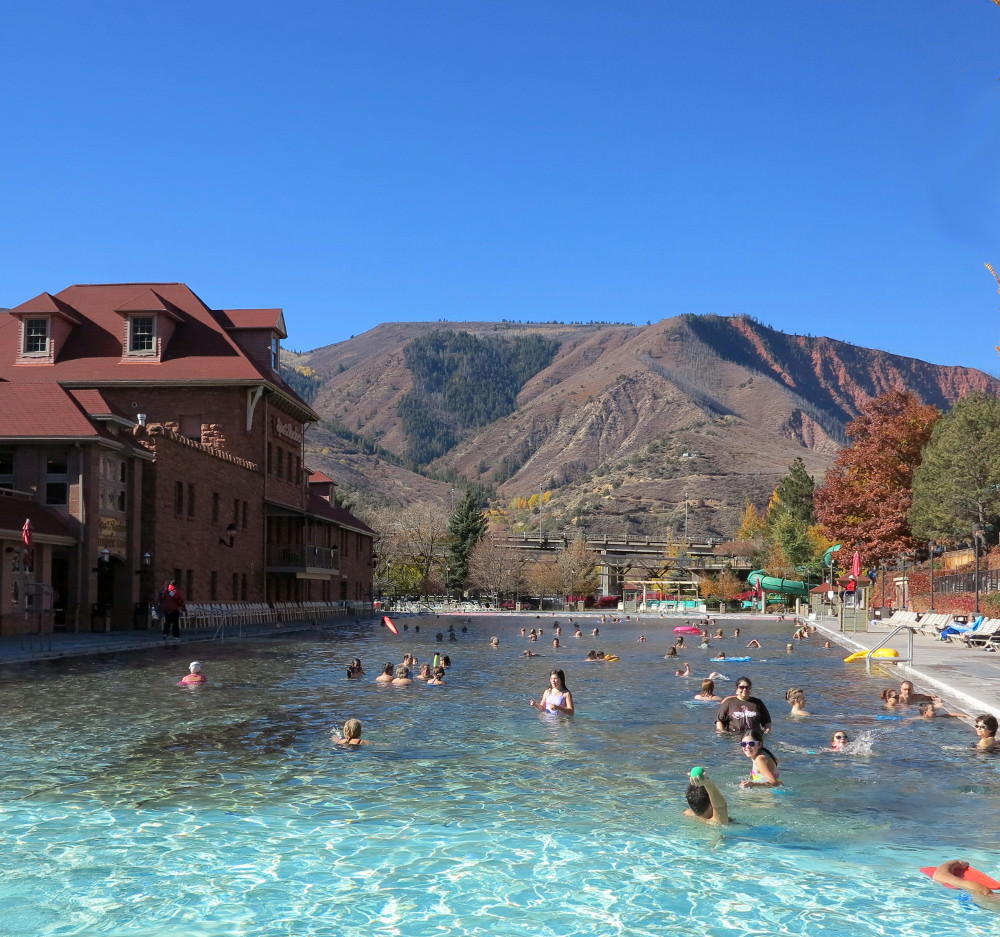 Glenwood-Hot-Springs-Double-Barrelled-Travel