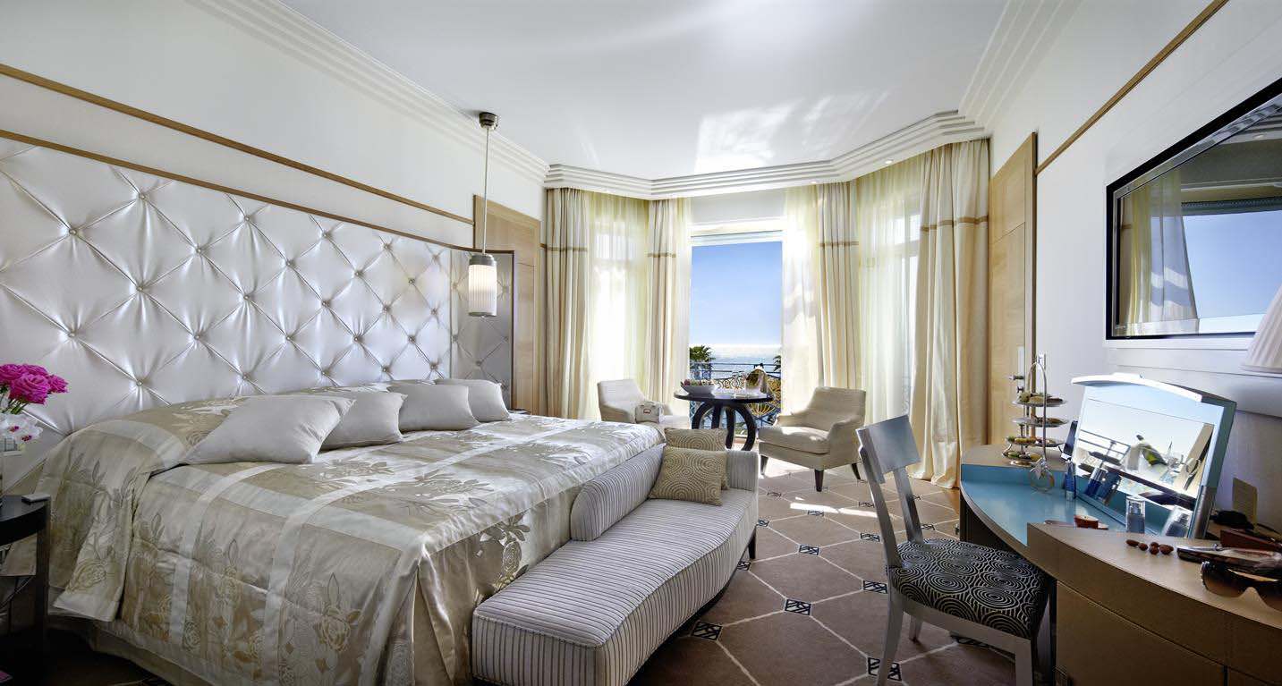 Grand-Hyatt-Cannes-Hotel-Martinez