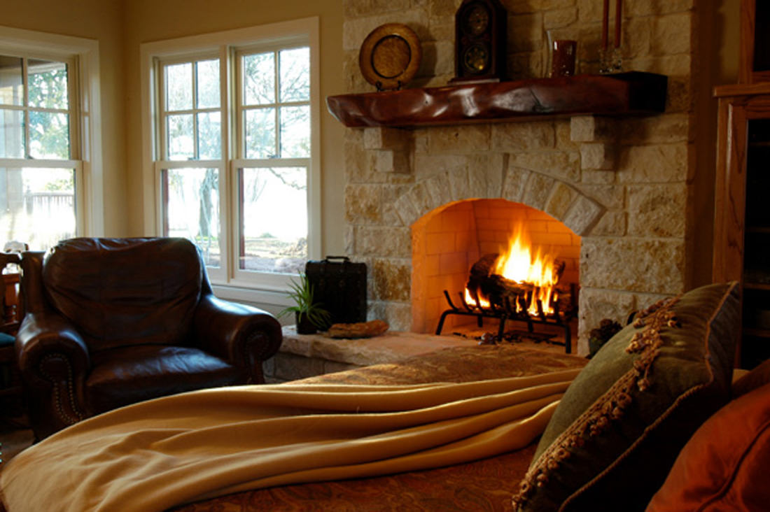 view-romantic-bedroom-with-fireplace-decorating-ideas-wonderful-and-romantic-bedroom-with-fireplace-design-ideas