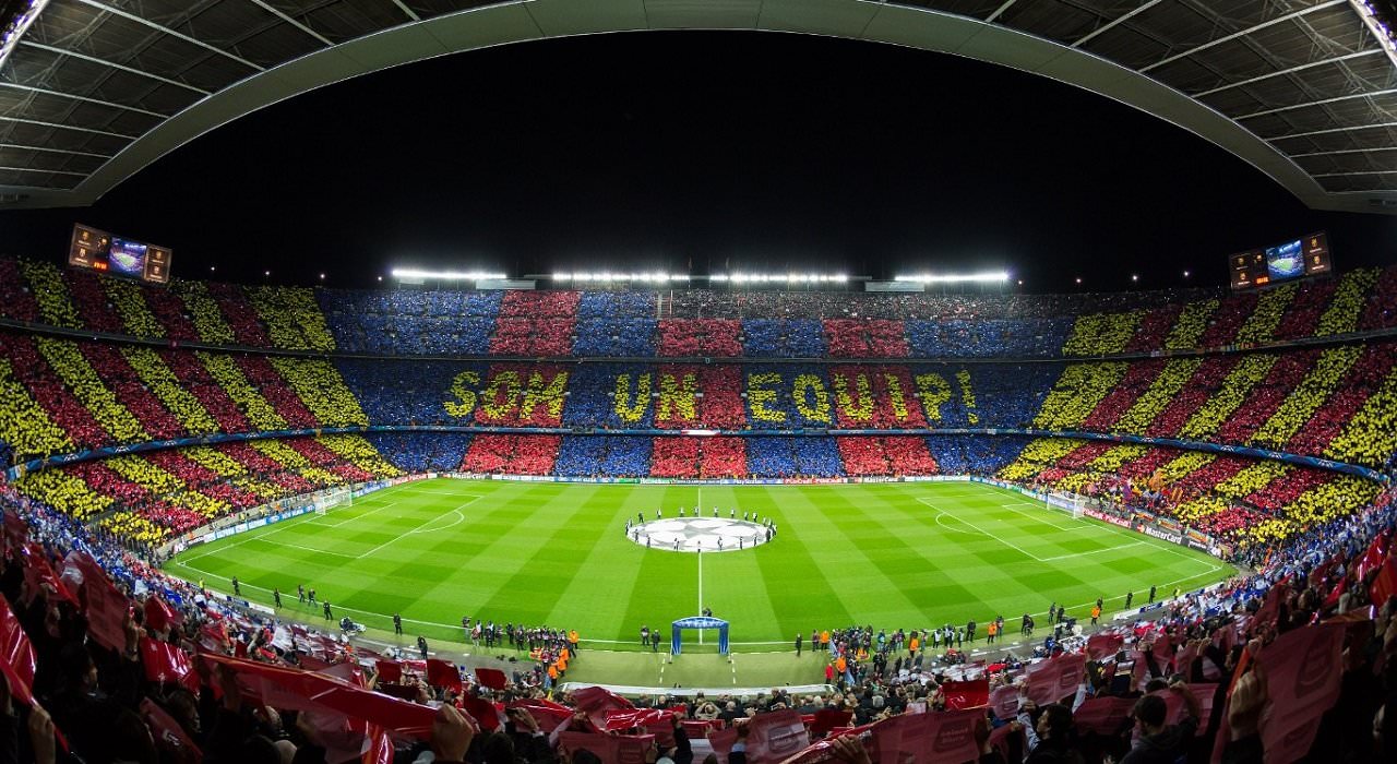 The Camp Nou in Barcelona χωρητικότητας 99.345 ατόμων.