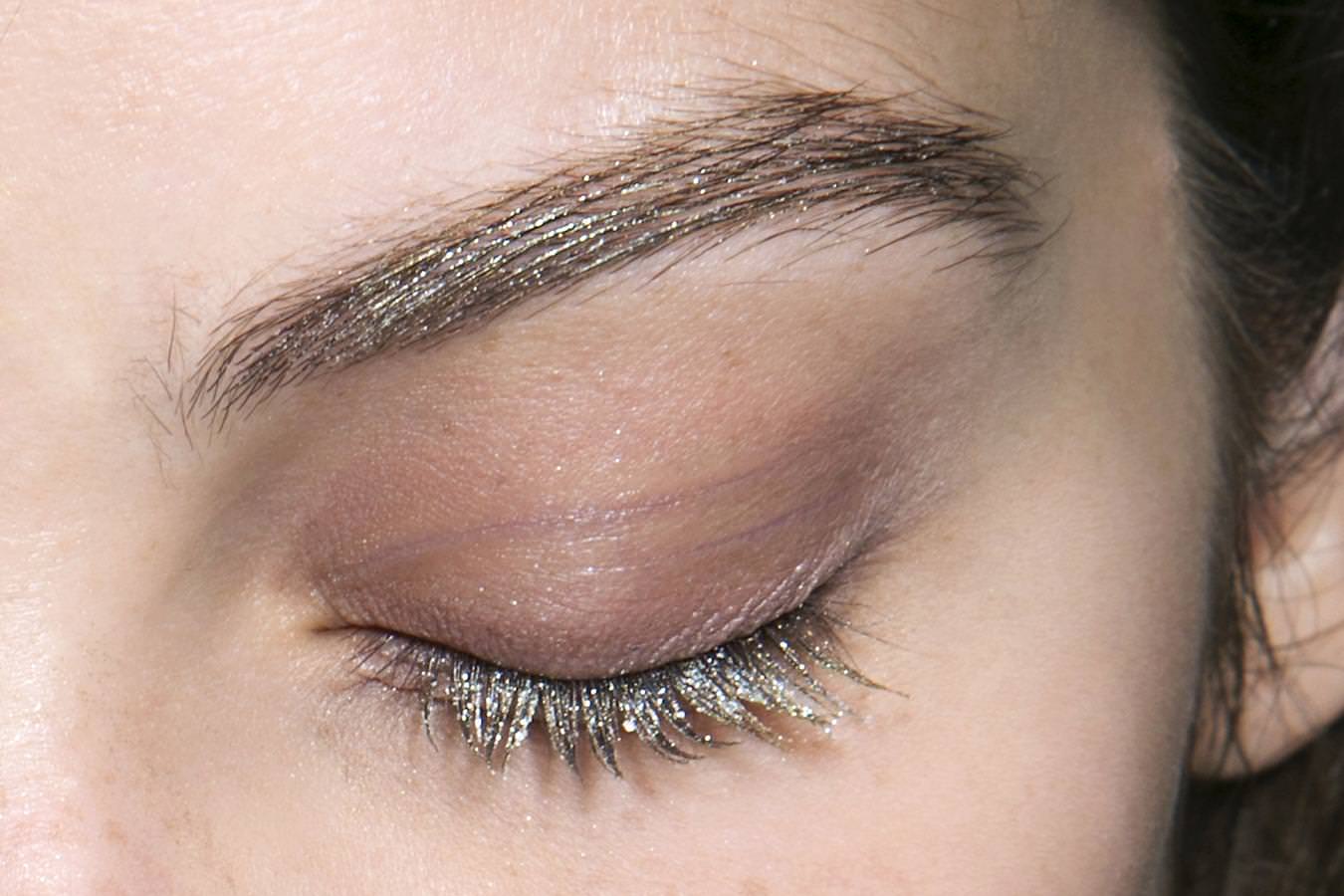 metallic brownas