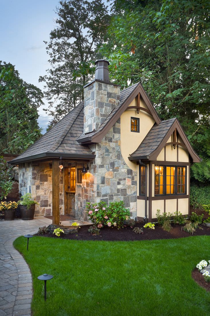 956b8dd767f363c3d2853c324394f43e--small-country-homes-small-homes-cottage