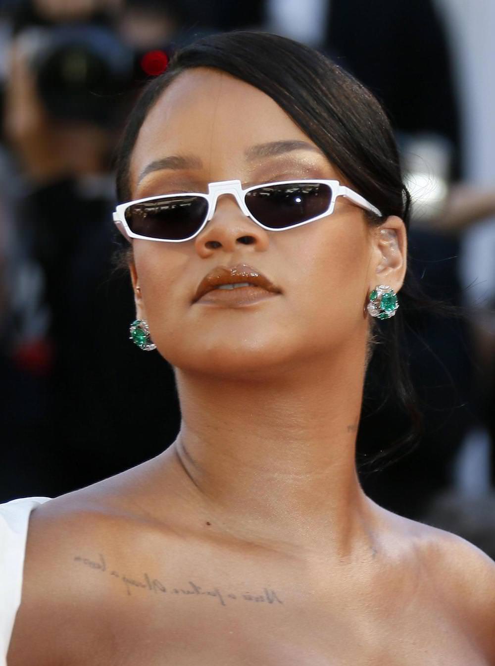 futuristic-sunglasses-trend-nss-mag-3(1)
