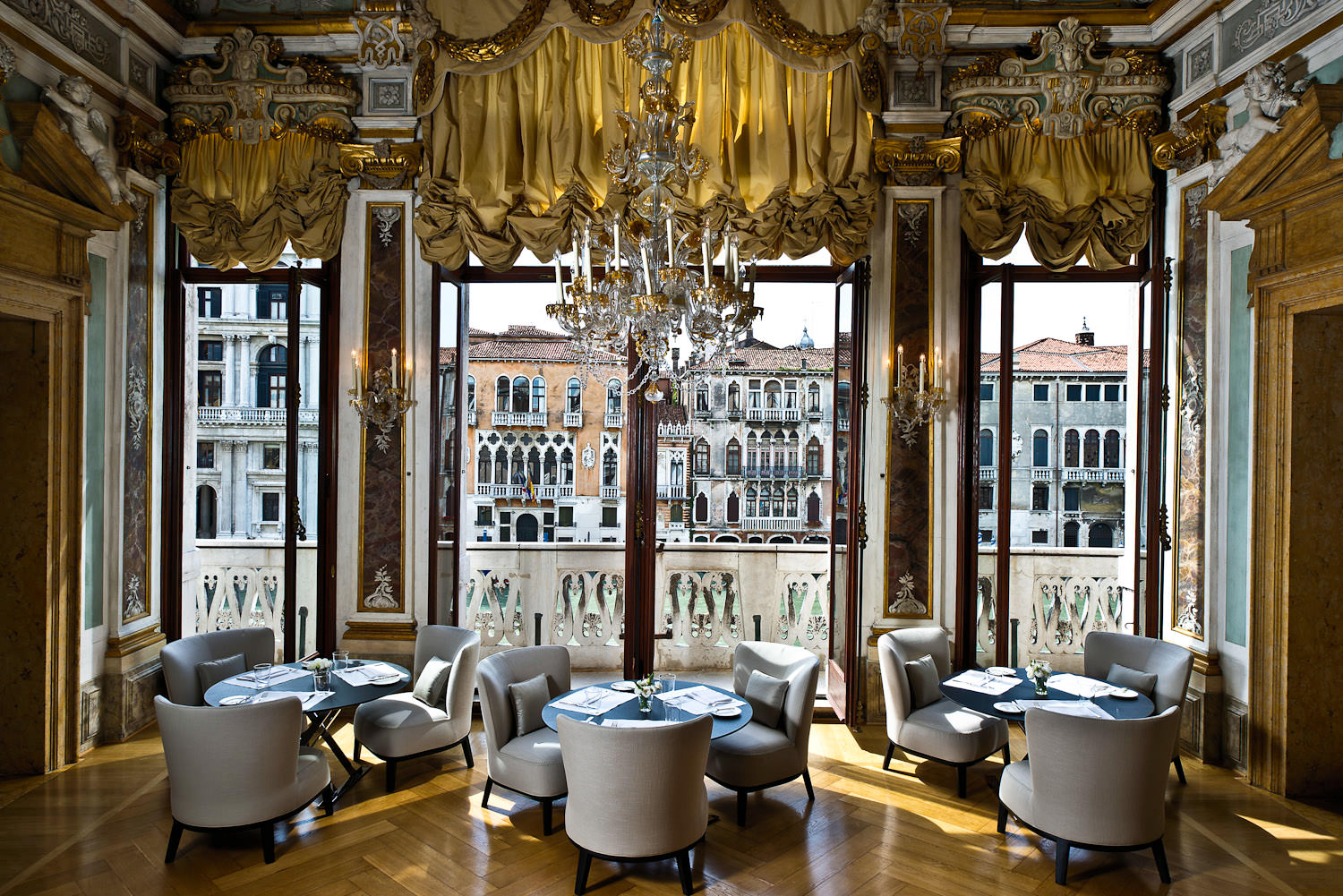 Aman Canal Grande Venice - Piano Nobile Dining Room