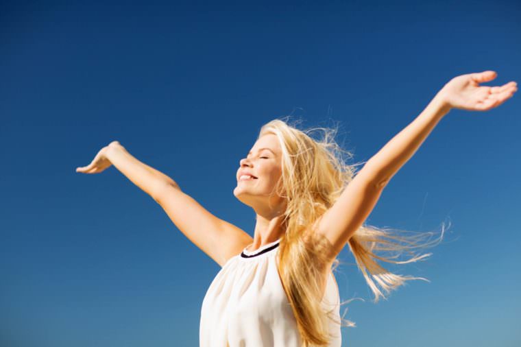Things-Happy-People-Never-Forget-to-Do_144487549-760x506