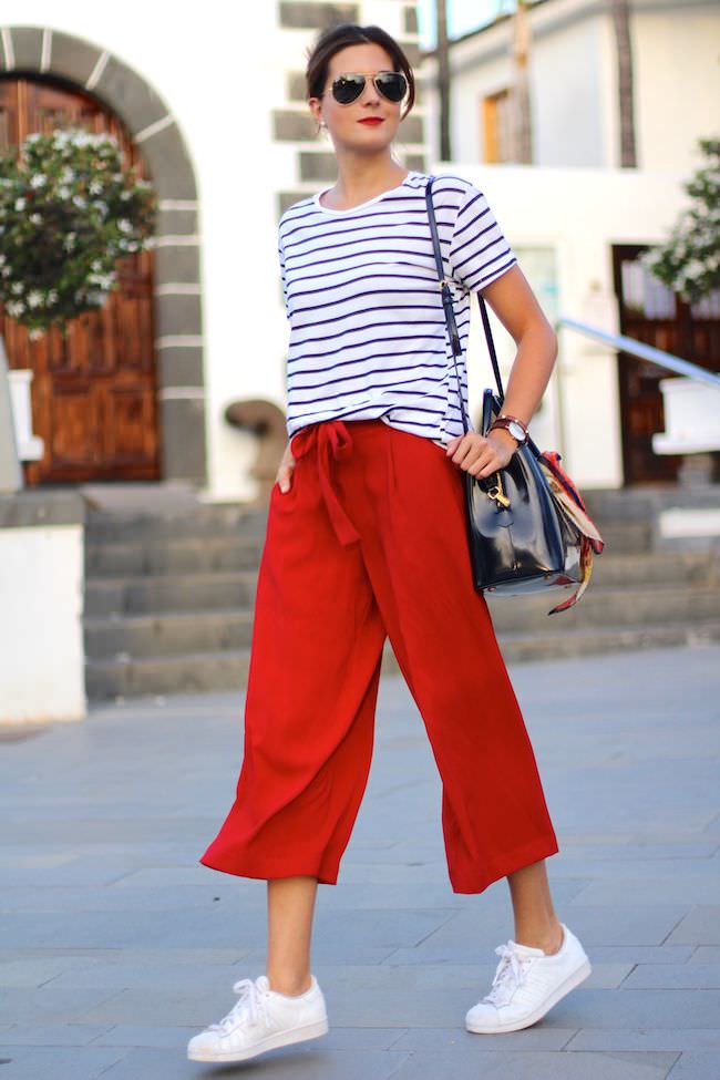red-culottes-pants-blue-navy-tee-stripe-sun-white-shoe-sneakers-spring-summer-hairr-weekend