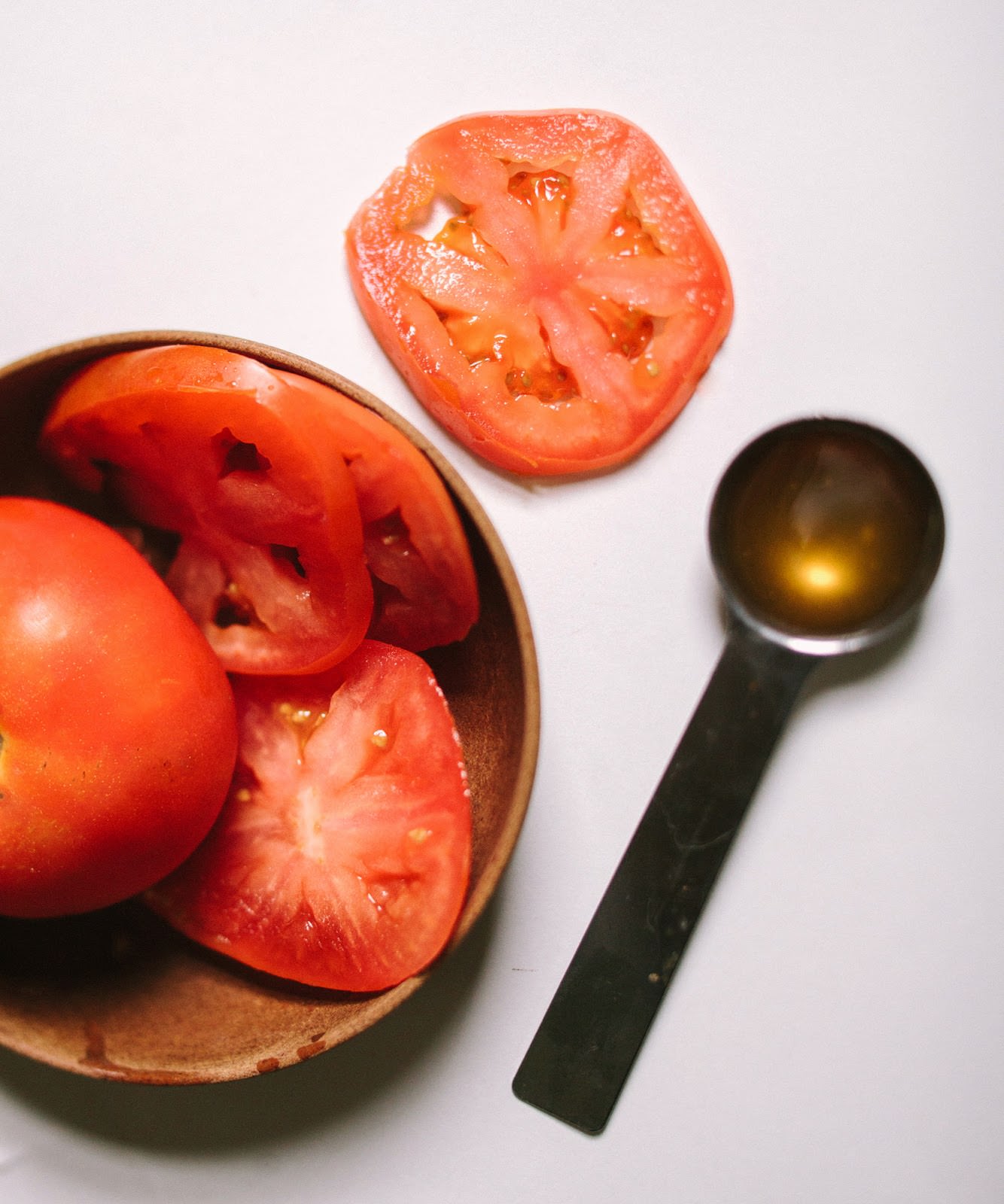 tomato honey face mask clean green living tutorial recipe-2