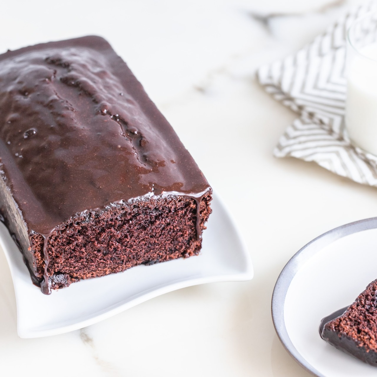 Coffee Cup Chocolate Cake - Chocolate Loaf Cake Recipe With Easy Chocolate Glaze